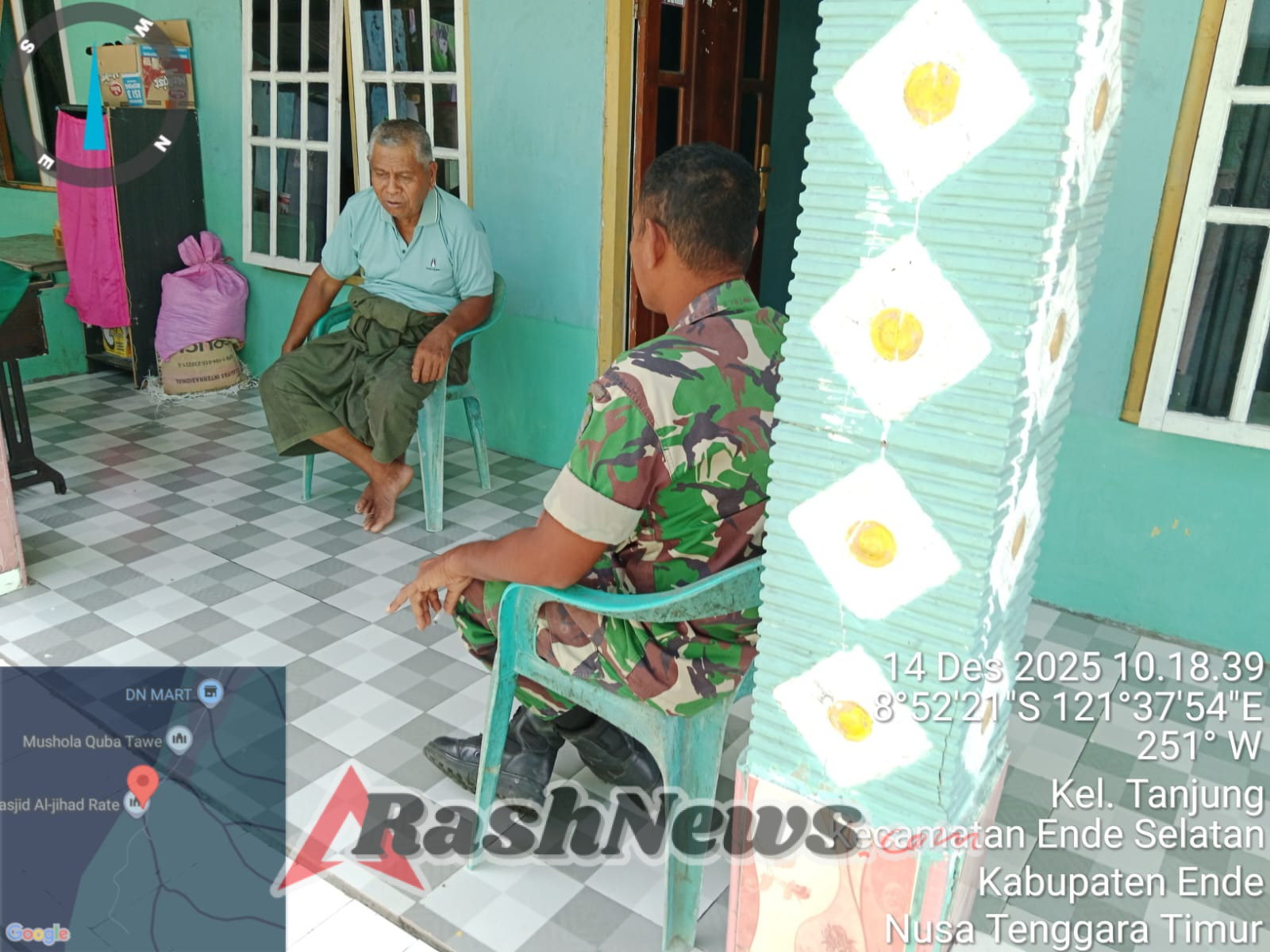 Komsos dan Pamwil Babinsa Koramil 1602-01/Ende Ciptakan Kondusifitas di Lingkungan Rate