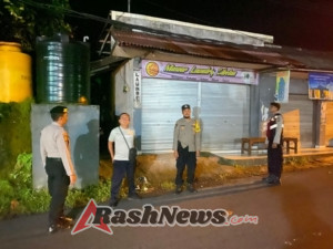 Polsek Bebandem menghimbau Waspada Kejahatan Curas, Curat, dan Curanmor di Wilkum Bebandem dalam Patroli Blue Light Patrol