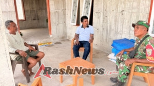 Wujudkan Desa Aman dan Tertib, Babinsa Koramil 1602-04/Maurole Lakukan Pamwil dan Komsos