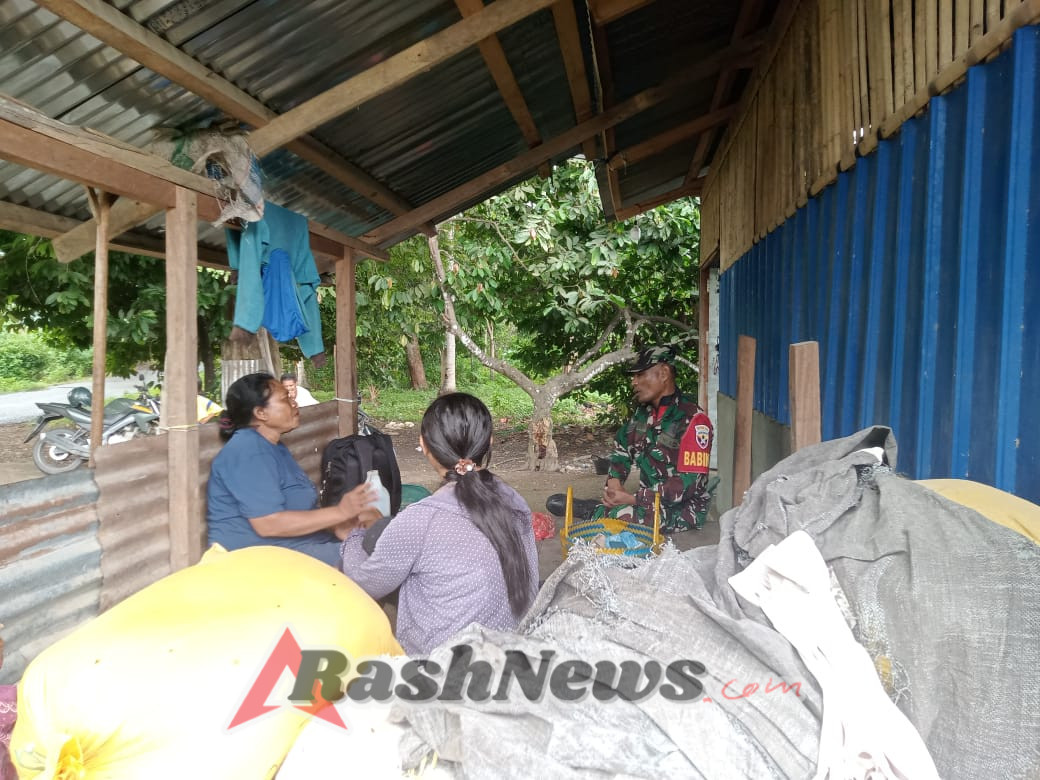 Wujudkan Desa Aman dan Tertib, Babinsa Koramil Maurole Gelar Pamwil dan Komsos di Desa Je’o Du’a