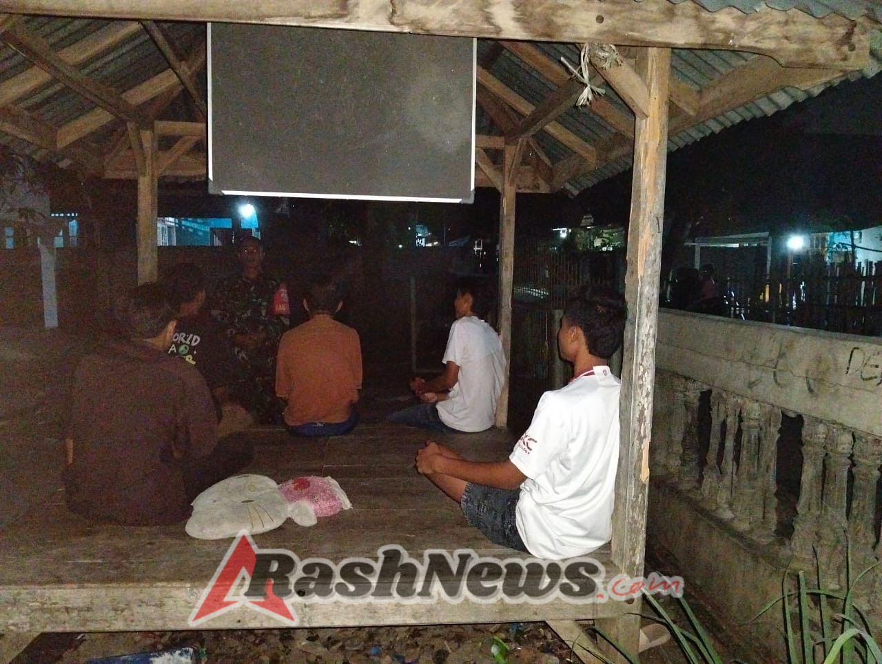 Babinsa Desa Beringin Jaya Tegaskan Bahaya Miras dan Narkoba kepada Remaja