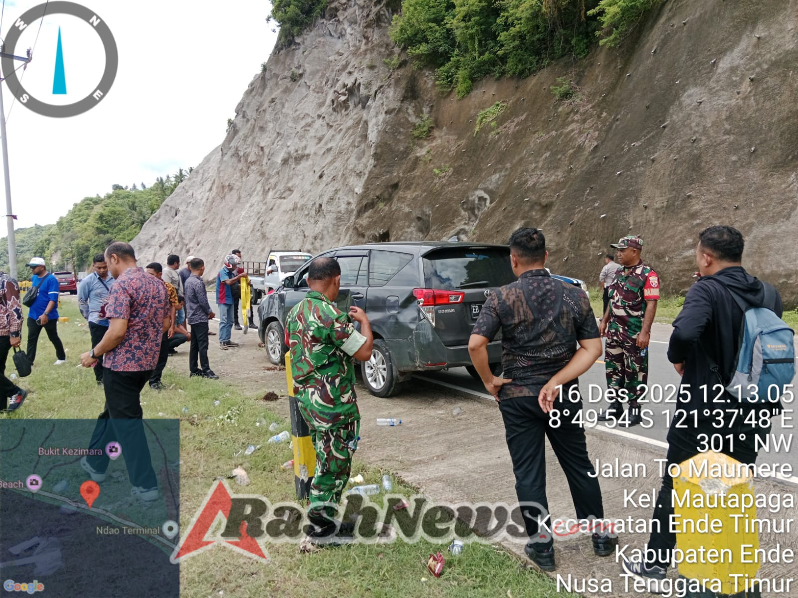 Innova Reborn Milik BRI Hampir Masuk Laut di Pantai Ndao, Babinsa Turut Amankan Lokasi