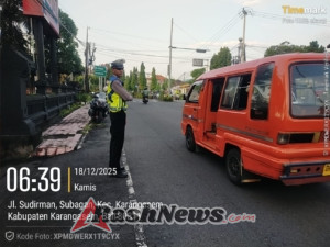 Agar Terciptanya Kelancaran Lalu Lintas Personil Lantas Melaksanakan Penjagaaan Dan Pengaturan di Ktl 2