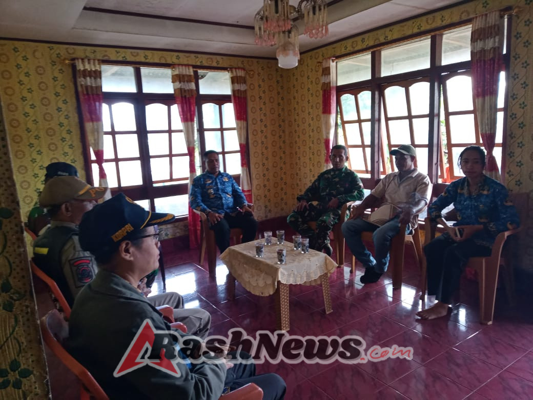 Babinsa Koramil 1625-01/Bajawa Hadiri Acara Adat Pembangunan Koperasi