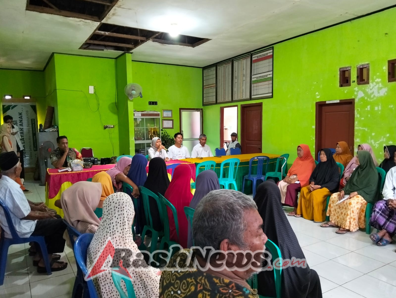 KSB MAJU Tahap Pertama: 656 Warga Seteluk Atas Terima Kartu Bantuan