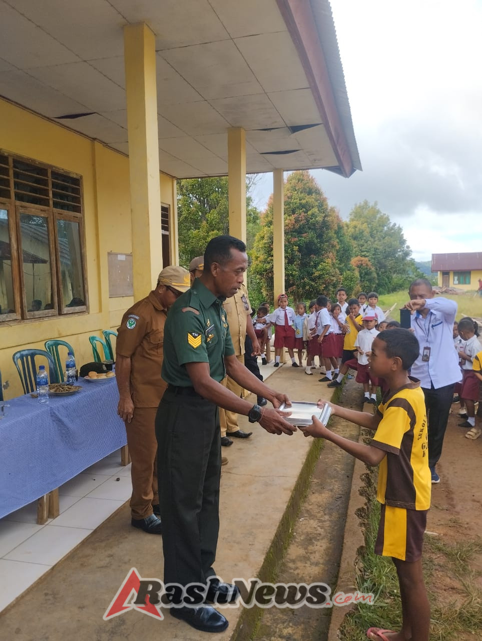 Sinergi TNI dan Mitra Sosial, Program Makan Bergizi Diluncurkan di Wilayah Kodim 1630/Mabar