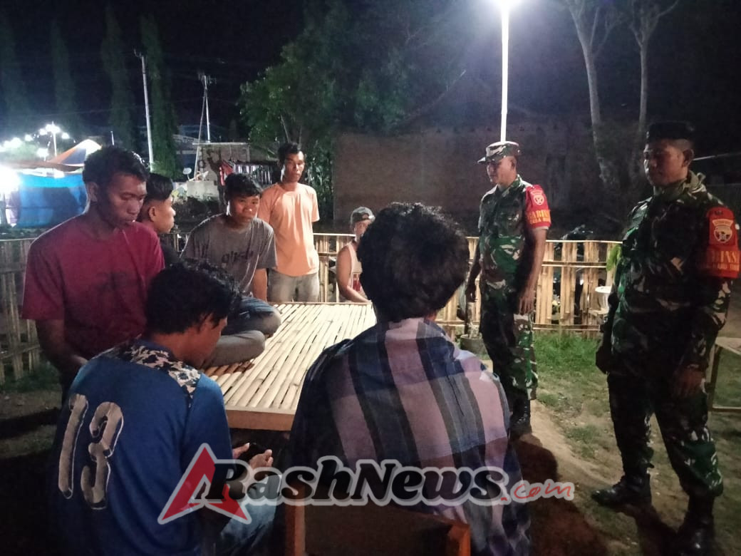 Patroli Malam Koramil 1608-03/Sape Perkuat Keamanan Lingkungan