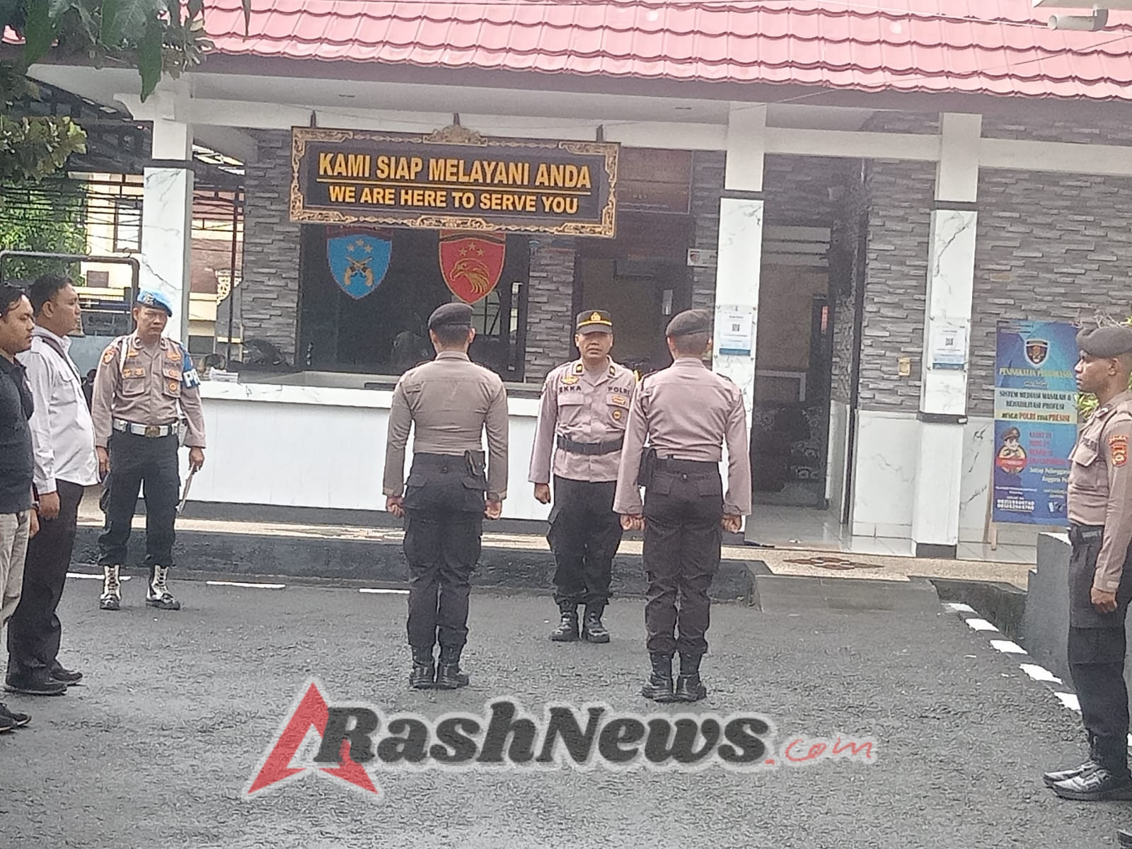 Anggota Lantas Polres Karangasem Laksanakan Serah Terima Tugas Jaga