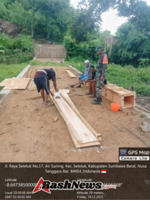 Sertu Ruslin Dampingi Pembangunan KDKMP Demi Kelancaran Program Desa