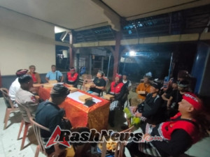 Sinergi Keamanan, Bhabinkamtibmas Pupuan Sawah hadiri Forum Sipandu Beradat