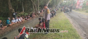 Bhabinkamtibmas Desa Tangguntiti melaksanakan pengamanan lomba mancing
