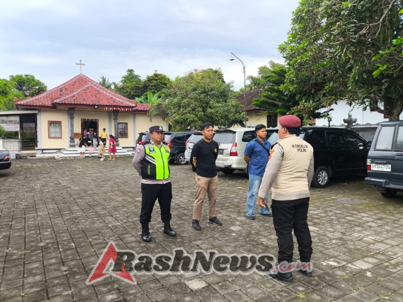 Polsek Selemadeg barat laksanakan pengamanan Ibadah Misa Minggu Umat Kristen di Gereja Sabdajati Desa Selabih