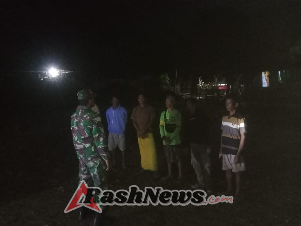 Sinergi TNI, Satpol PP dan Masyarakat Warnai Patroli Siskamling Koramil Woha