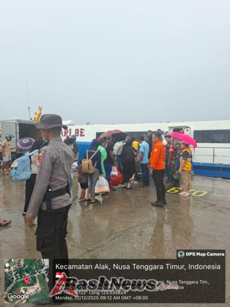 TNI AD Dukung Keamanan Nataru Pelabuhan Tenau