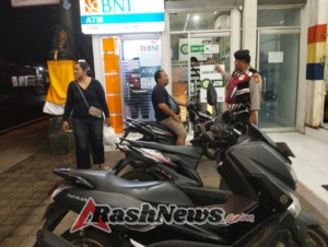 Jaga Keamanan Transaksi Warga, Samapta Polsek Abiansemal Gencarkan Patroli Dialogis Gerai ATM