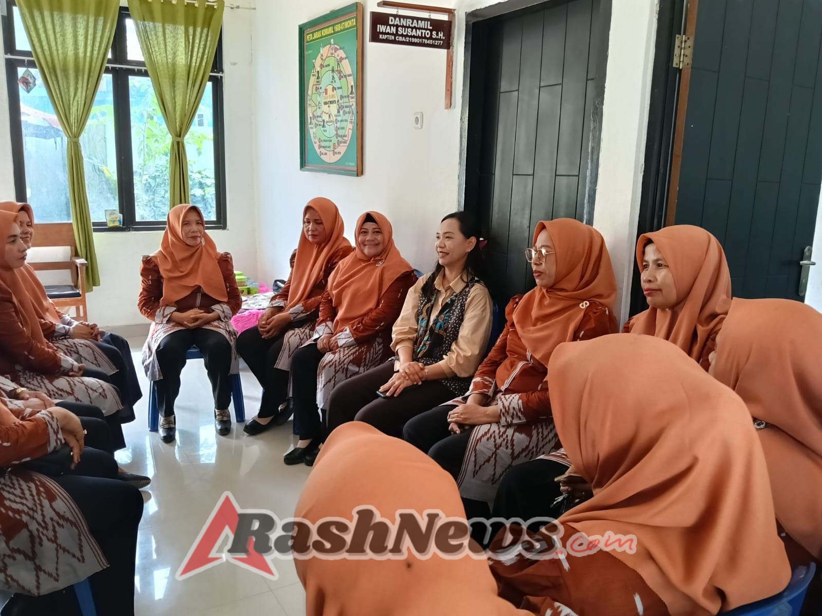 Ketua Persit KCK Cabang XXVII Kodim 1608/Bima Dukung Tugas Keluarga Besar TNI di Koramil Monta