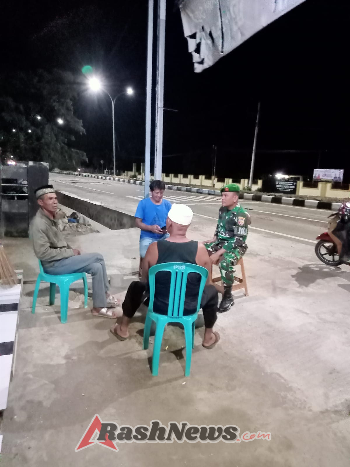 Koramil 1628-04/Poto Tano Intensifkan Patroli untuk Ciptakan Wilayah Aman