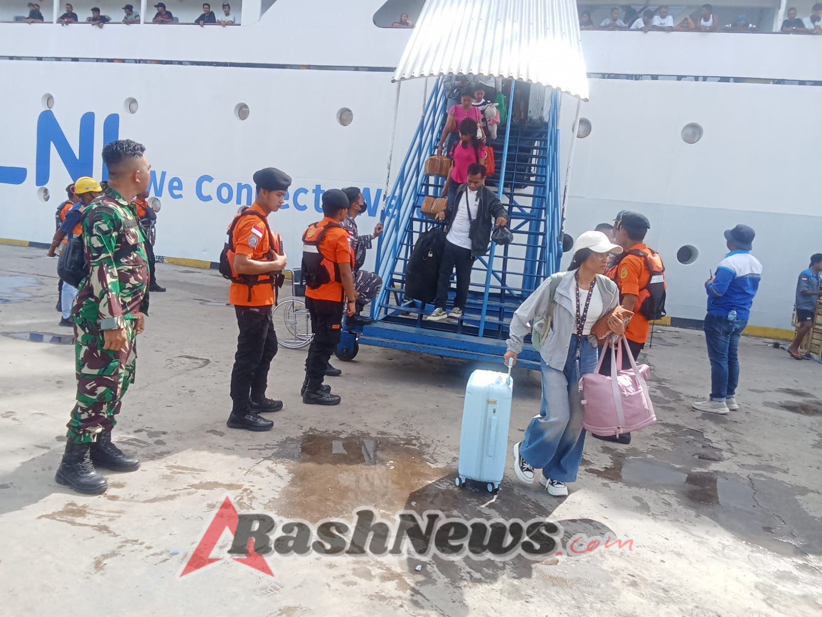 Kodim 1603/Sikka Fokuskan Pengamanan Nataru di Pos Pam Pelabuhan L. Say Maumere