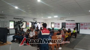 Babinsa Perkuat Kamtibmas Lewat Pamwil dan Komsos di Sosialisasi Larangan Petasan Ende