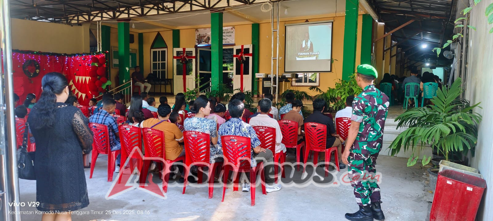 Wujud Kemanunggalan di Hari Raya, Koramil Komodo Pastikan 450 Jemaat GMIT Beribadah dengan Tenang