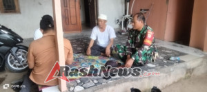 Melalui Komsos, Babinsa Taliwang Ajak Warga Ciptakan Lingkungan Aman