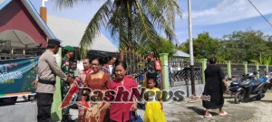 Ibadah Natal di Gereja GMIT Talitakumi Nggauk Berlangsung Tertib Berkat Pengamanan Babinsa