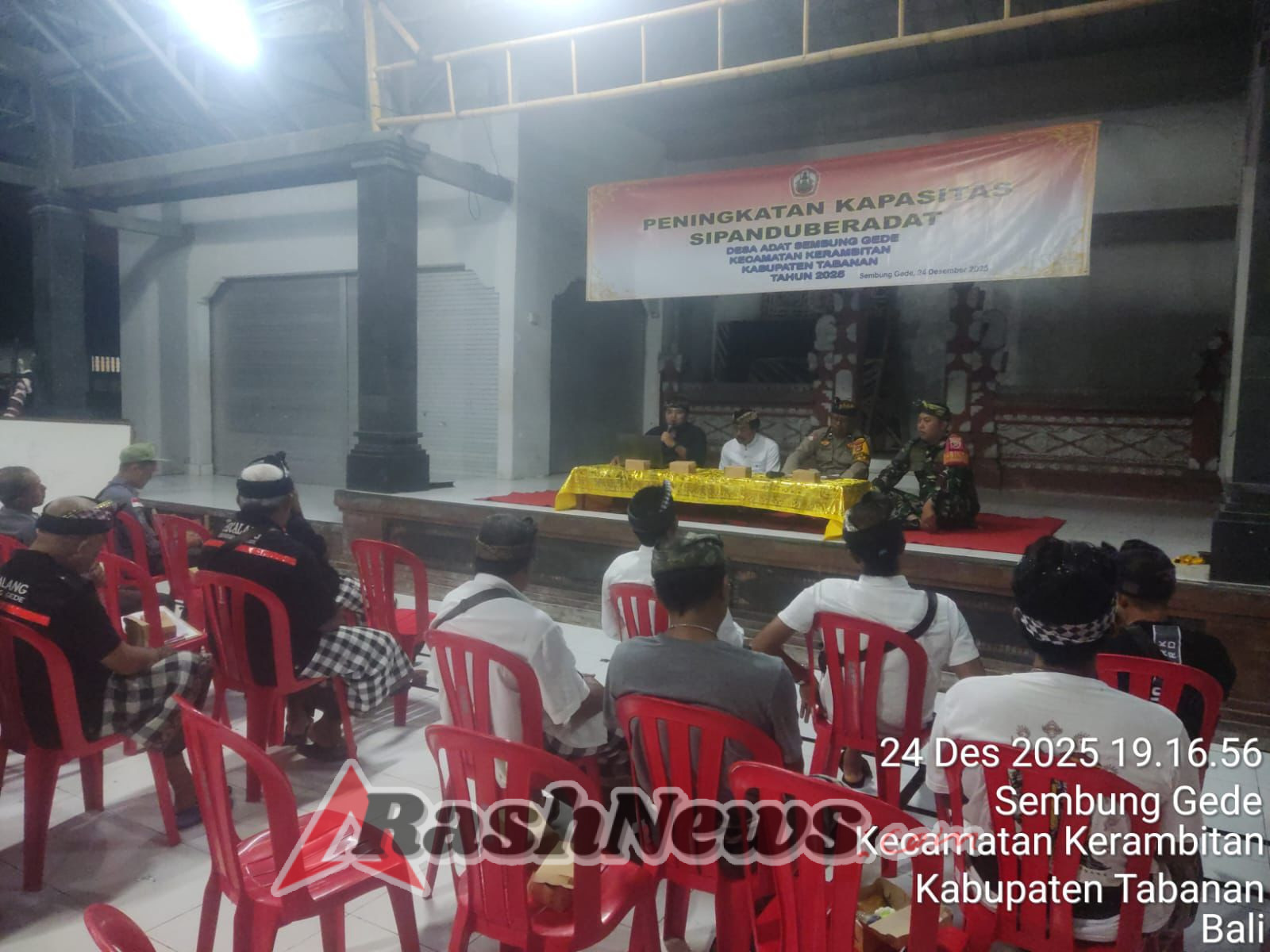 Bhabinkamtibmas Desa Sembung Gede laksanakan giat Peningkatan Kapasitas SDM Forum Sipandu Beradat dan Bakamda