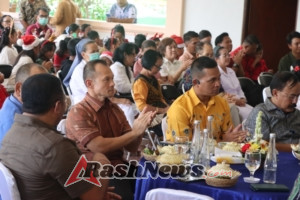 Pastikan Natal Kondusif, Kapolres Karangasem Dampingi Forkopimda dalam Giat “Bupati Menyapa Umat Kristiani”