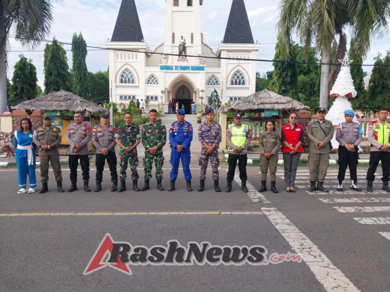 TNI AD Dukung Kelancaran Ibadah Natal, Kodim 1603/Sikka Turunkan Personel Pengamanan