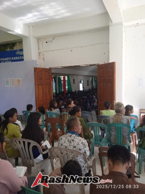 Babinsa Koramil 01/Lewa Hadir Amankan Ibadah Natal Umat Kristiani