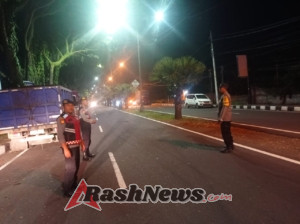 Guna Cegah Gangguan Kamtibmas Polsek Bebandem Gelar Blue Light Patrol demi Terjaganya Harkamtibmas Agar Situasi Aman Kondusip