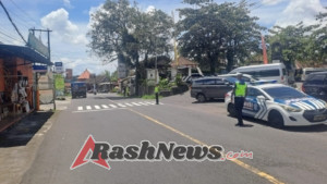 Sat Lantas Melaksanakan Pengamanan di Obyek Wisata Tirtagangga