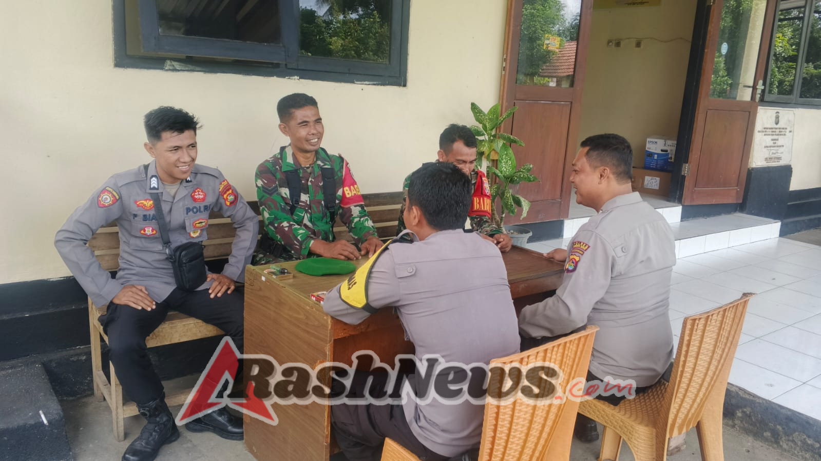 Antisipasi Gangguan Kamtibmas, Babinsa Taliwang On Call Pam Natura