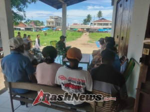 Sertu Dedi Setiabudi Laksanakan Komsos Bersama Warga Geliting