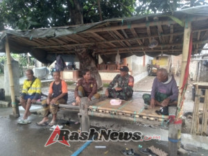 Babinsa Koramil 1628-03/Seteluk Dorong Warga Jaga Kesehatan Lingkungan