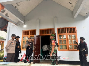 Sinergi Kodim 1608/Bima dan Polres Bima Pastikan Keamanan Umat Natal di Kecamatan Donggo
