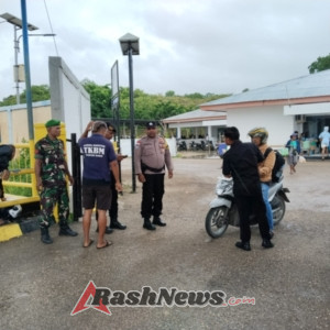 Kegiatan Piket Koramil 1627/02 PB Amankan Pelayaran Garda Maritim 3 ke Pelabuhan Bolok