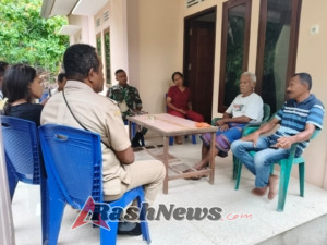 Babinsa Kodim 1603/Sikka Hadir di Tengah Masyarakat Lewat Kegiatan Komsos