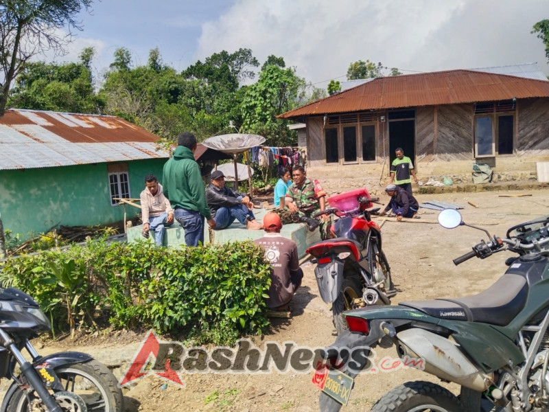 Babinsa Kopka Edwin Dorong Kesadaran Warga untuk Jaga Keamanan Desa Lisekuru