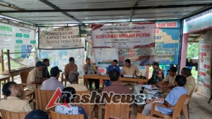 Kawal Aspirasi Rakyat, Babinsa Lembor Hadiri Rapat Pleno APBDes Desa Liang Sola