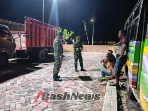 Labuan Bajo Tetap Nyaman: Sinergi Personel Koramil Komodo Jaga Stabilitas Gerbang Pariwisata Dunia