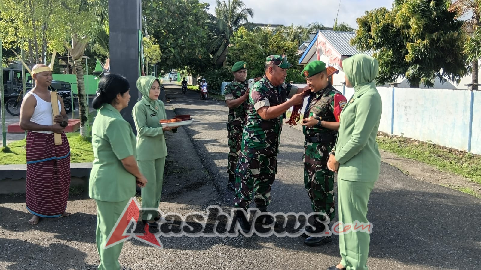 Penyambutan Kunjungan Kerja Dandim 1624/Flotim di Koramil 1624-03/Lewoleba