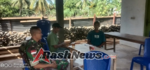 Melalui Komsos, Babinsa Ba’a Perkuat Sinergi TNI dan Masyarakat Desa Sanggaoen