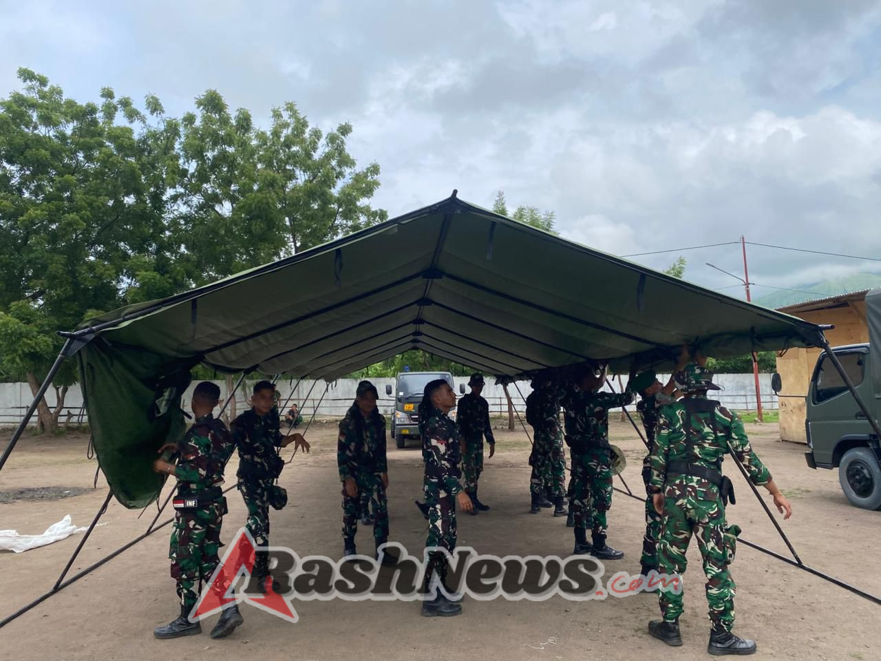 Dukung Tugas Kemanusiaan, Yonif TP 834/WM Laksanakan LDS Penanggulangan Bencana