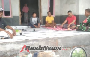 Melalui Komsos, Babinsa Mamben Lauk Perkuat Sinergi Aparat Desa dan Warga
