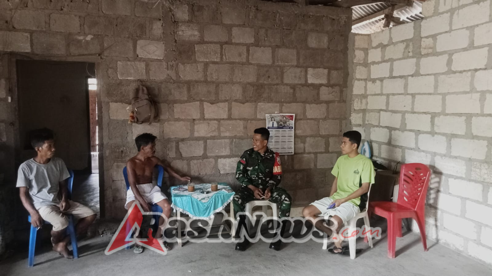 Melalui Komsos, Babinsa Ingatkan Warga Waspada Cuaca Ekstrem dan Hindari Alkohol Berlebihan