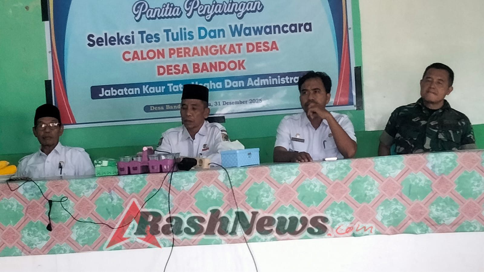 ‎Babinsa Wanasaba Dukung Proses Seleksi Calon Perangkat Desa Bandok
