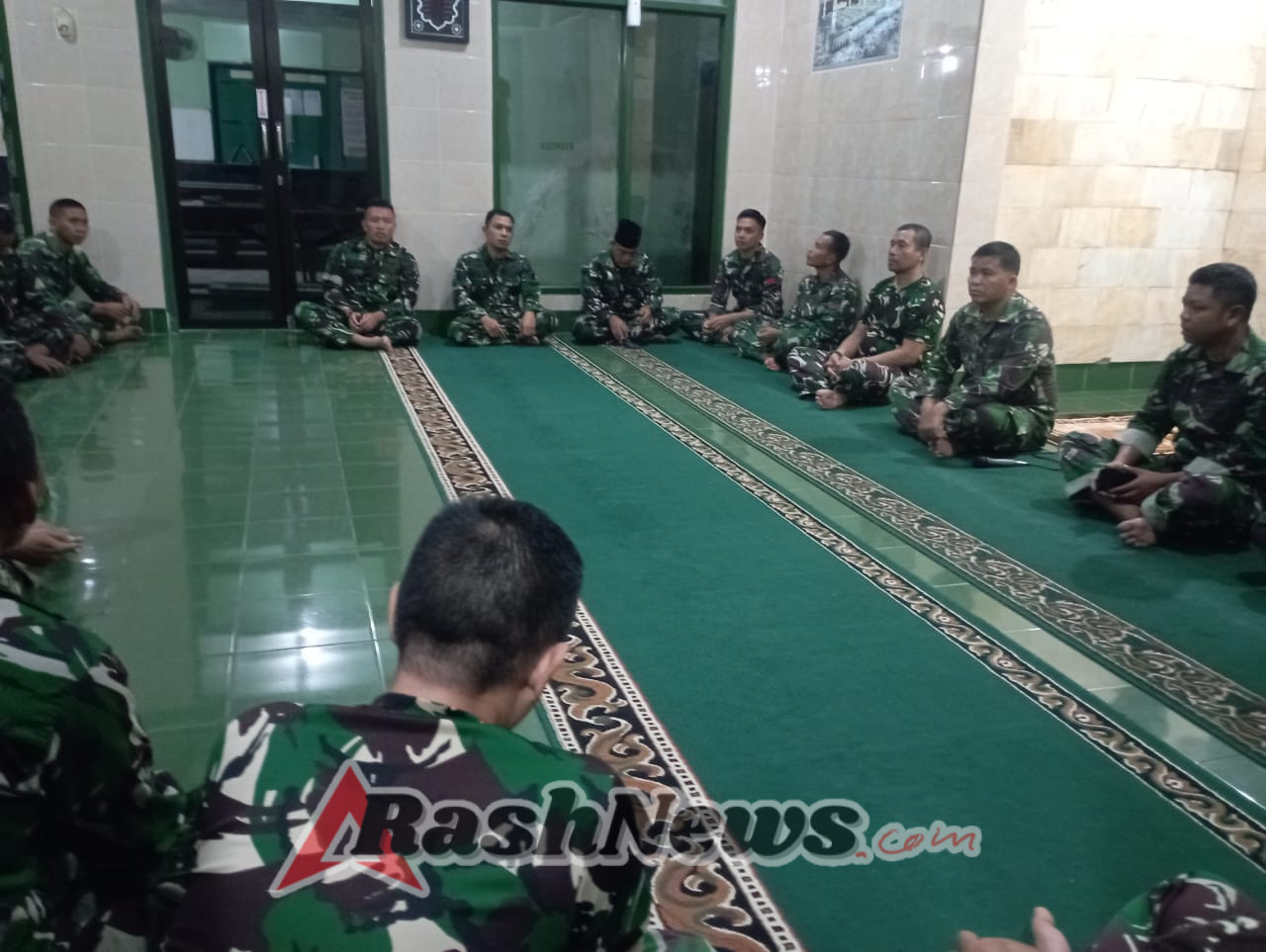 ‎Personel Kodim 1615/Lombok Timur Gelar Doa Bersama Sambut Tahun Baru 2026 dan Doakan Korban Bencana Alam