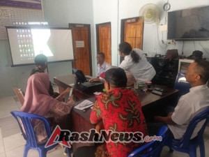 Melalui Komsos, Babinsa Desa Meraran Jaga Kondusifitas Wilayah