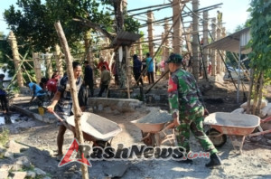 Gotong Royong Warga Anyar Wujudkan Masjid Nurul Huda, Babinsa Turun Langsung di Lapangan